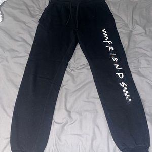 F R I E N D S sweatpants!